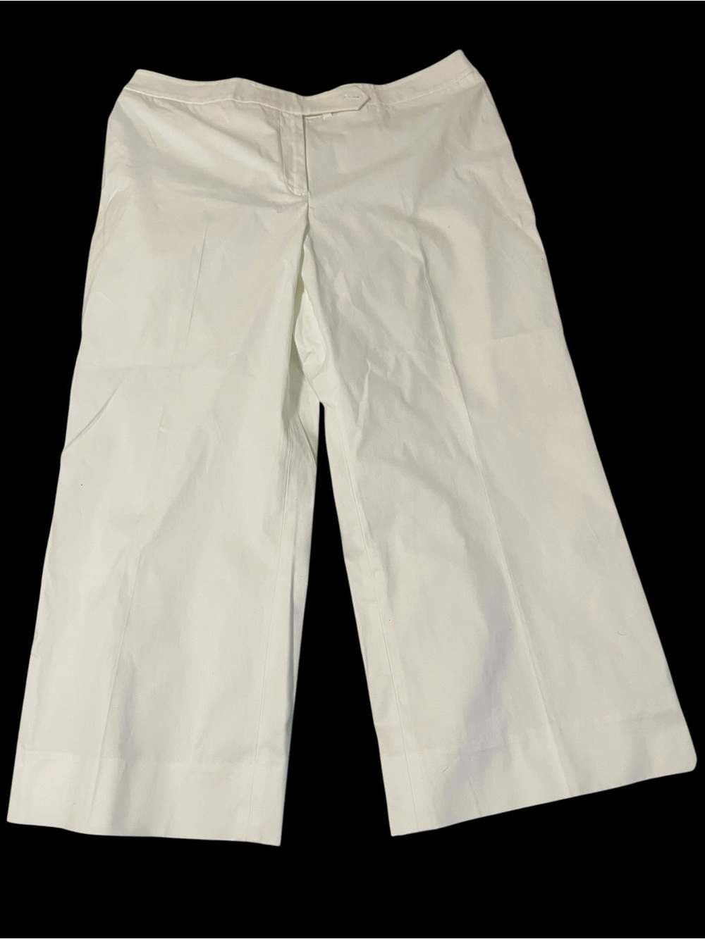 Jones New York White Wide-Leg Bermuda Shorts